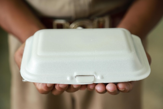 Czy opakowanie styropianowe w mikrofalówce jest bezpieczne?