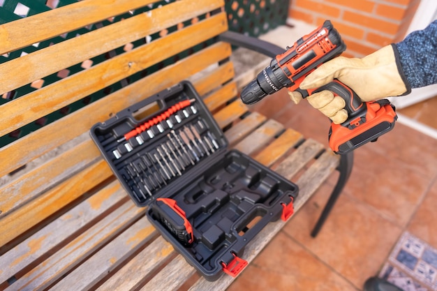 Jakie narzędzia akumulatorowe wybrać? Przewodnik po elektronarzędziach